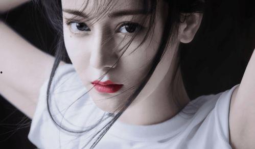 圈内爆料热巴鞠婧祎,揭秘两位女神背后的故事与友谊”